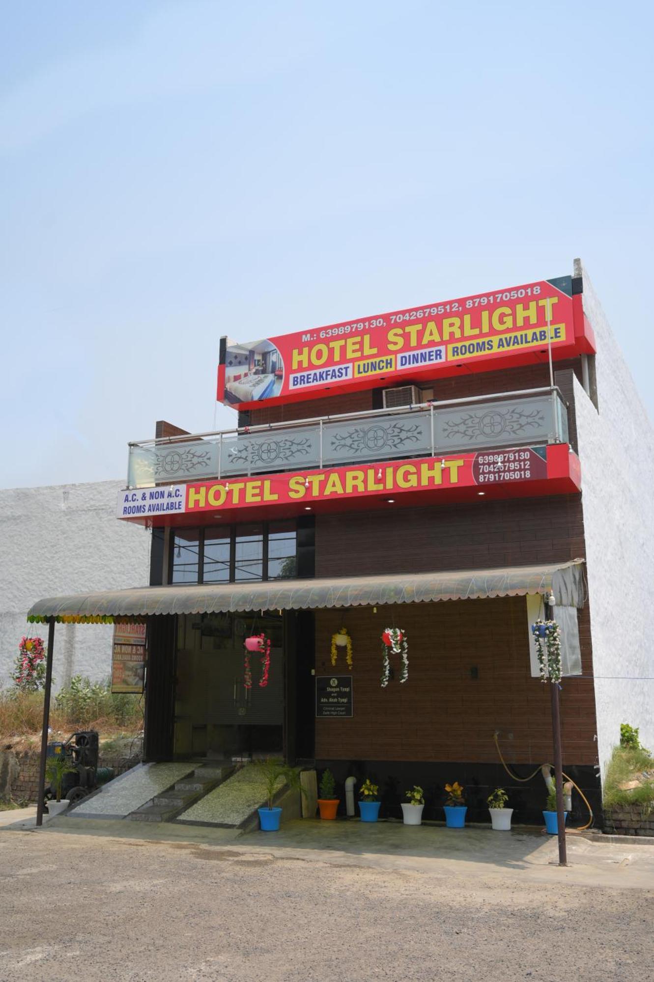 Hotel Starlight Meerut Exteriör bild