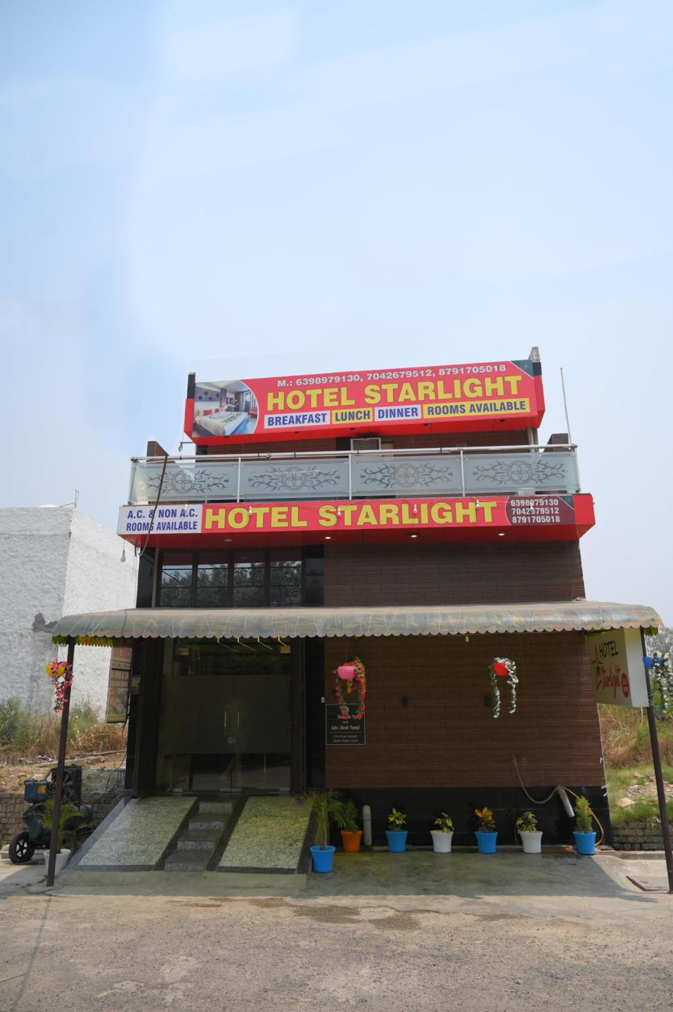 Hotel Starlight Meerut Exteriör bild