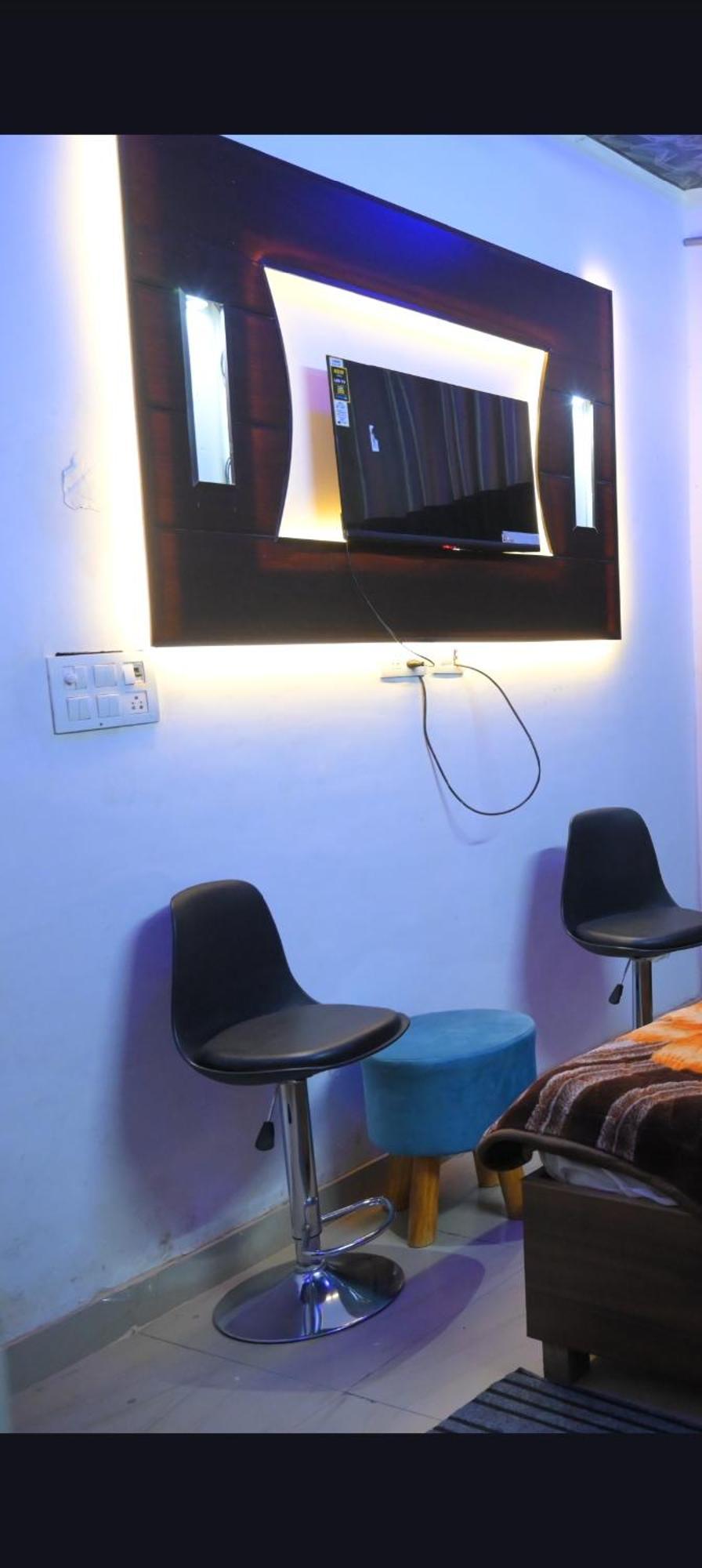Hotel Starlight Meerut Exteriör bild